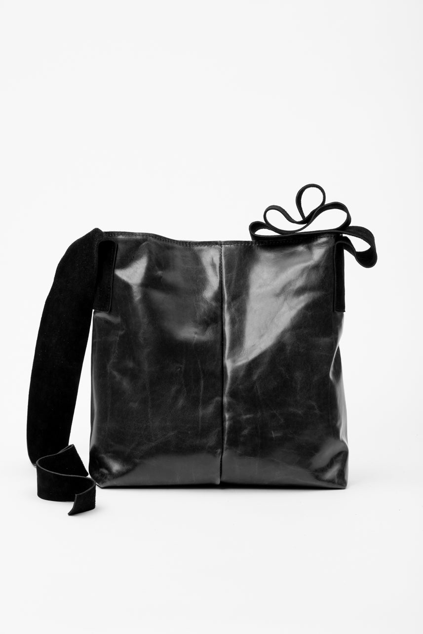 Leather tote bag QUADRATO model, handmade in Montreal