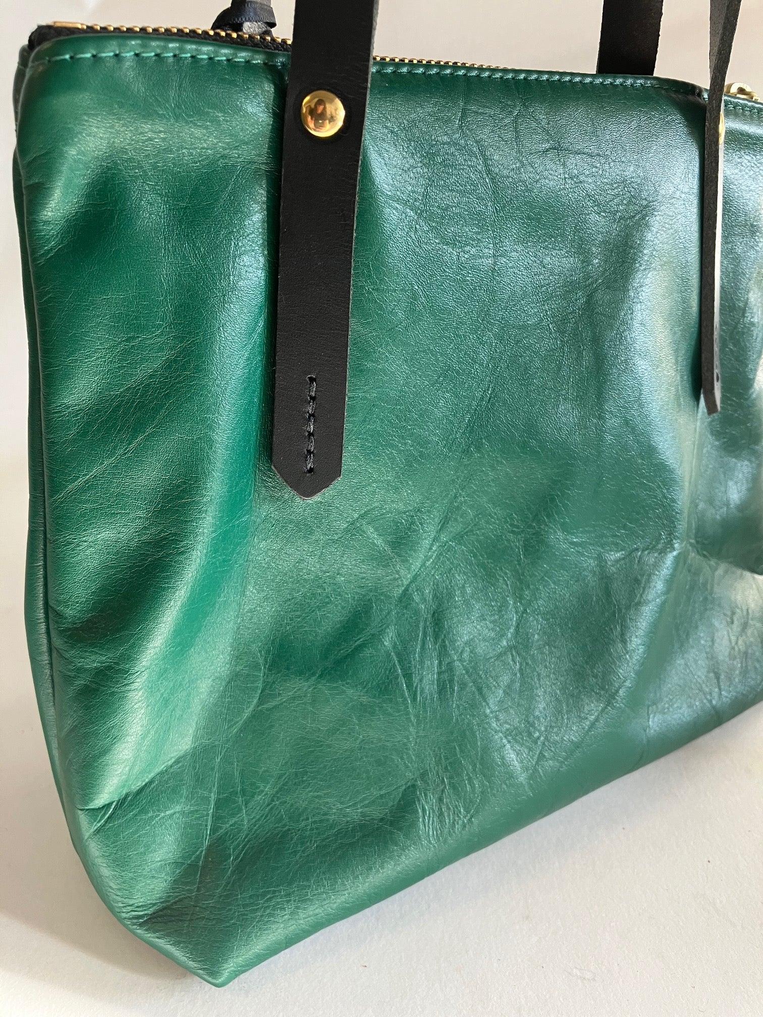 Leather handbag with crossbody strap PAPINEAU model