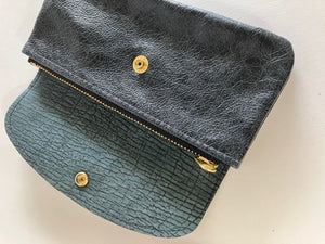 SAMPLE black Minimalist leather wallet