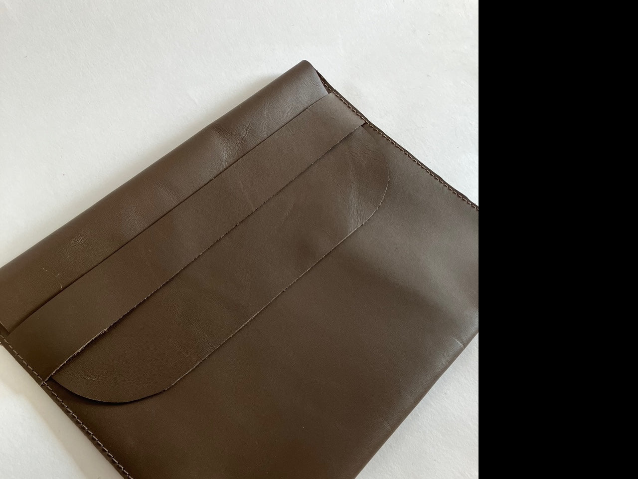 SAMPLE Leather laptop sleeve, laptop cover, ipad case