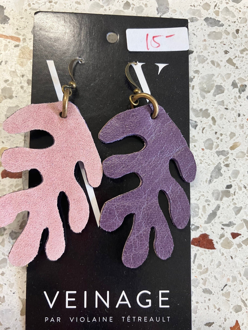 SAMPLE Organic shaped leather earrings CORAIL model