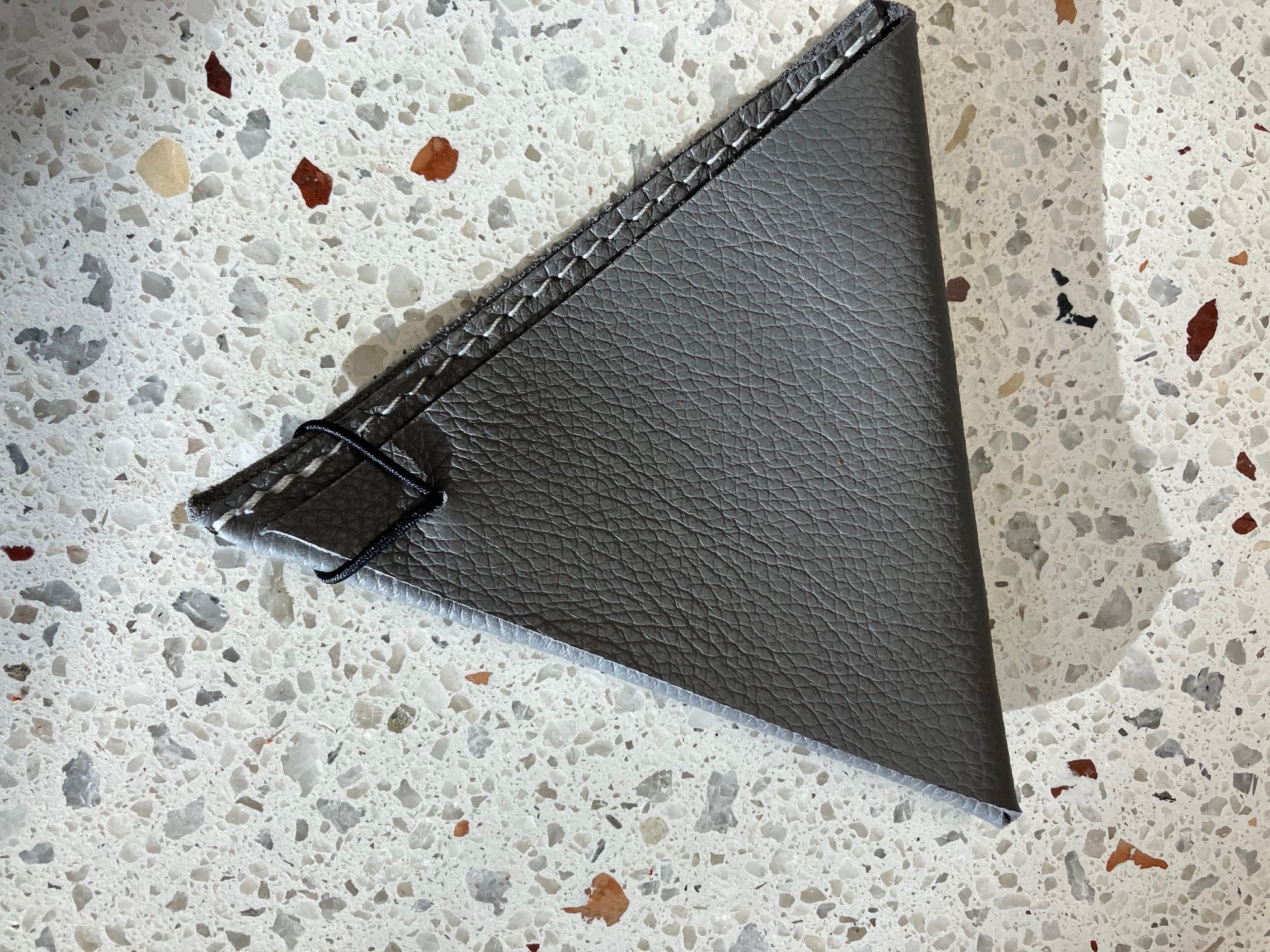 Sample. one of a kind. Leather minimalist triangle shape coin pouch. Handmade in Montreal