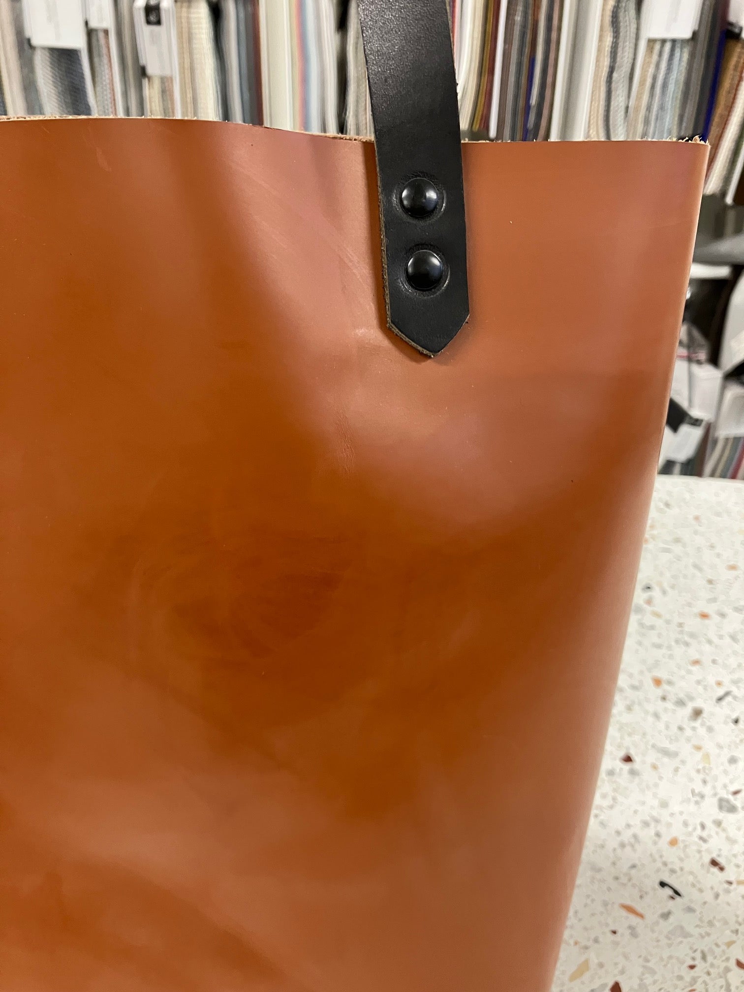 Sample brown Leather minimalist tote bag FLORENCE model