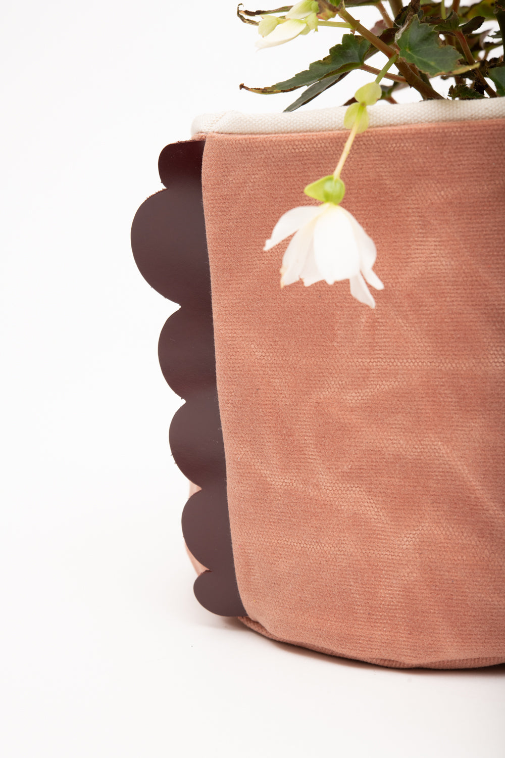 Panier de maison, porte-pot de fleurs, panier de rangement en toile cirée modèle CHARLOTTE sur commande spéciale