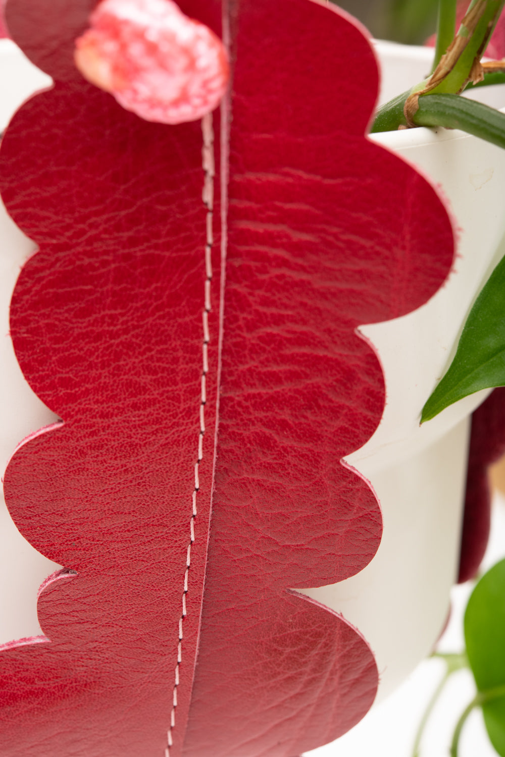 Support à plante en cuir récupéré et corde modèle FRAISIER