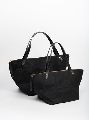 Veinage Travel Bag Weekender Bag in waxed canvas FRONTENAC model, handmade in Montreal, Canada