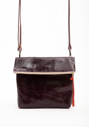 Leather clutch bag with crossbody strap BORDEAUX model – Veinage