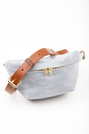 Leather fanny pack MUSA model – Veinage