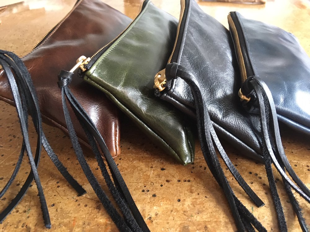 Veinage Leather pencil case CHAPLEAU model, handmade in Montreal, Canada