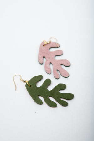 Handmade organic shaped leather earrings CORAIL model by Veinage, Montreal, Canada