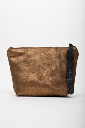 Veinage Garnier gold leather pouch, handmade in Montreal, Canada