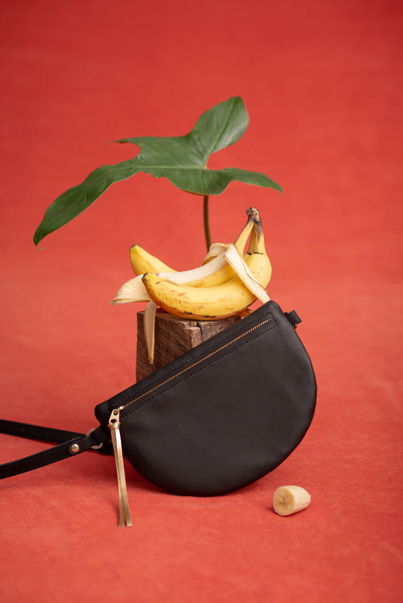 Leather fanny pack BANANE model made to order