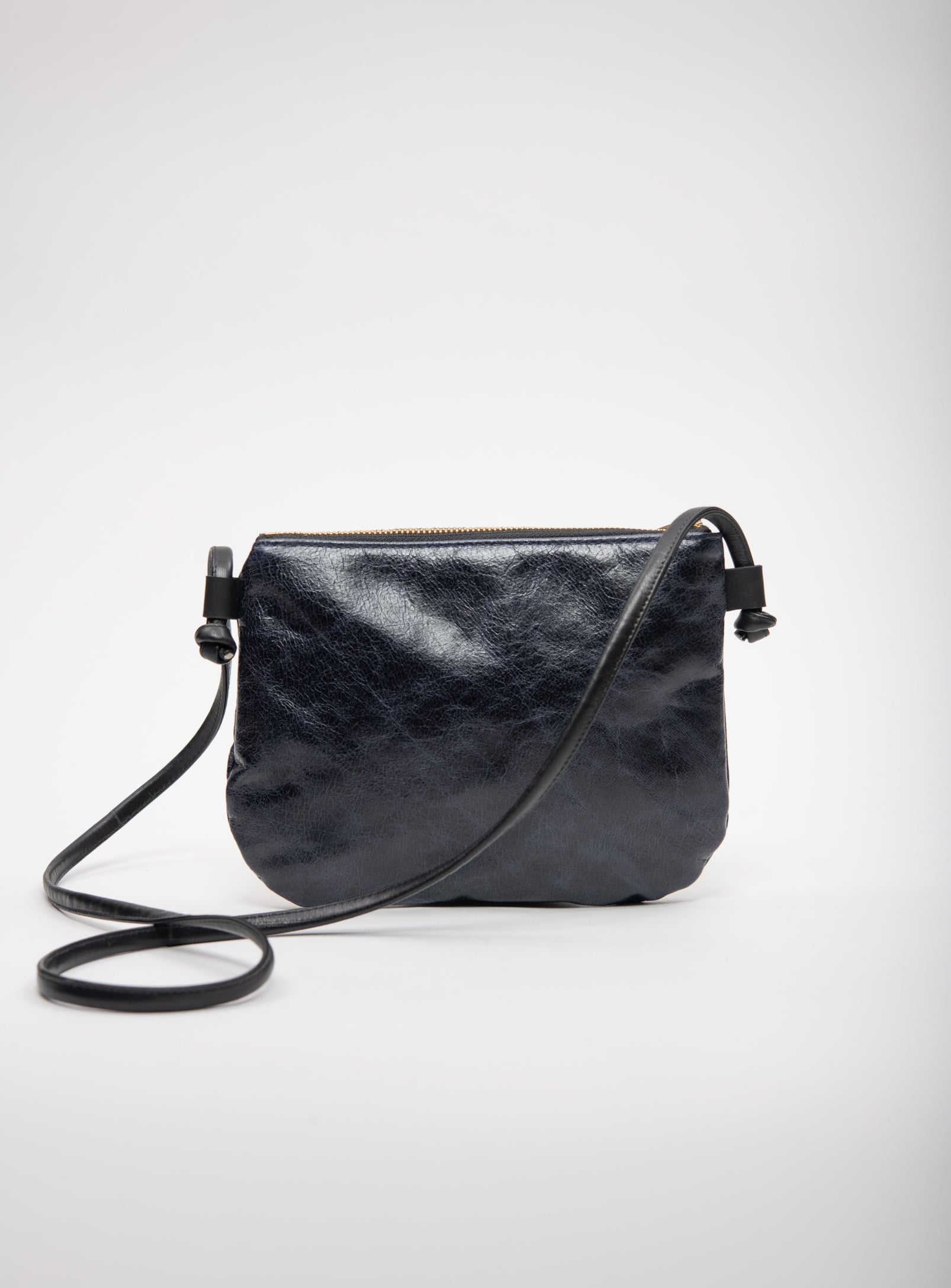 Minimalist small shoulder pouch in leather VENISE model Black