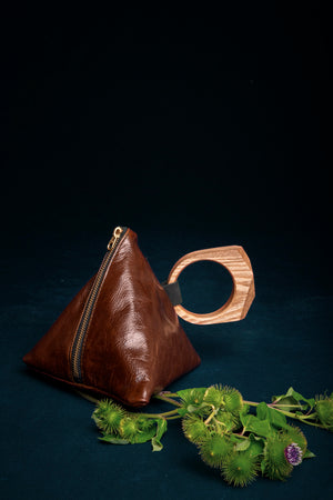 Veinage Laurier Handbag Wood handle, made in Montreal Canada
