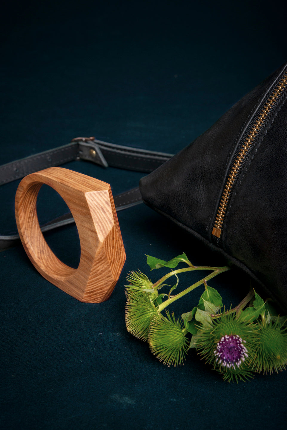 Veinage Laurier Handbag Wood handle, made in Montreal Canada
