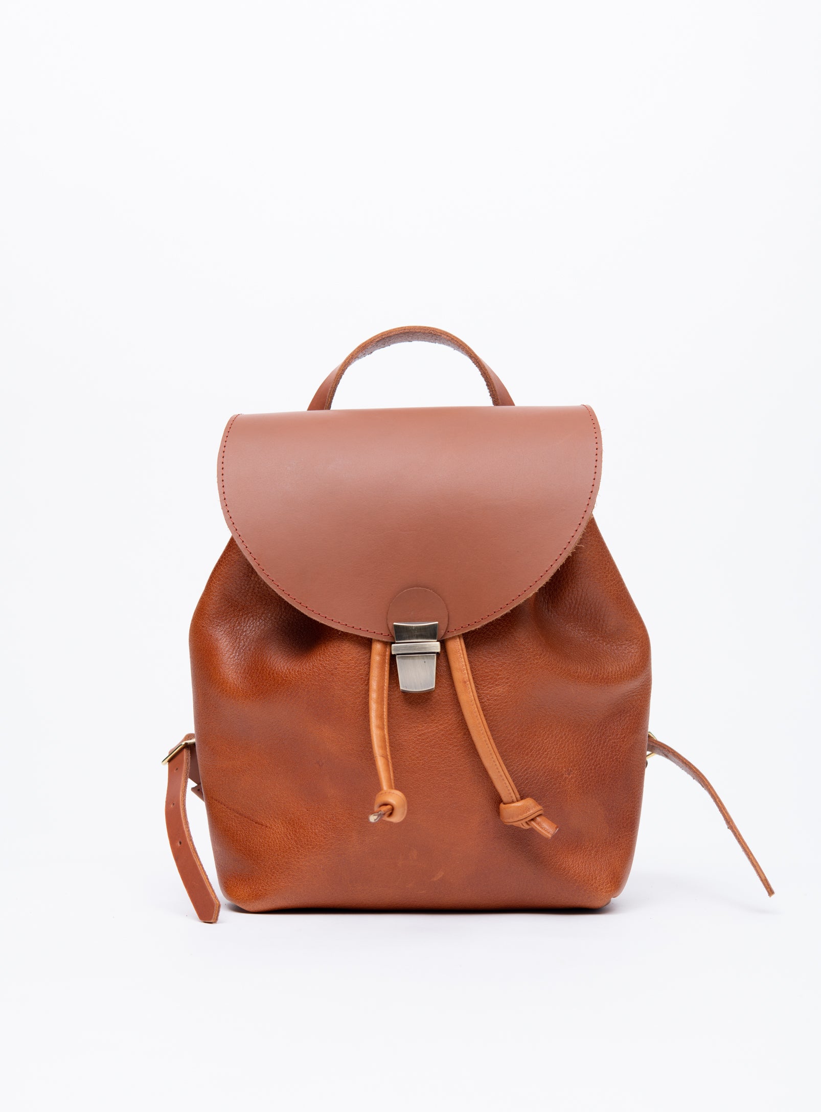 Veinage Leather Rucksack MILAN Model Small, handmade in Montreal, Canada